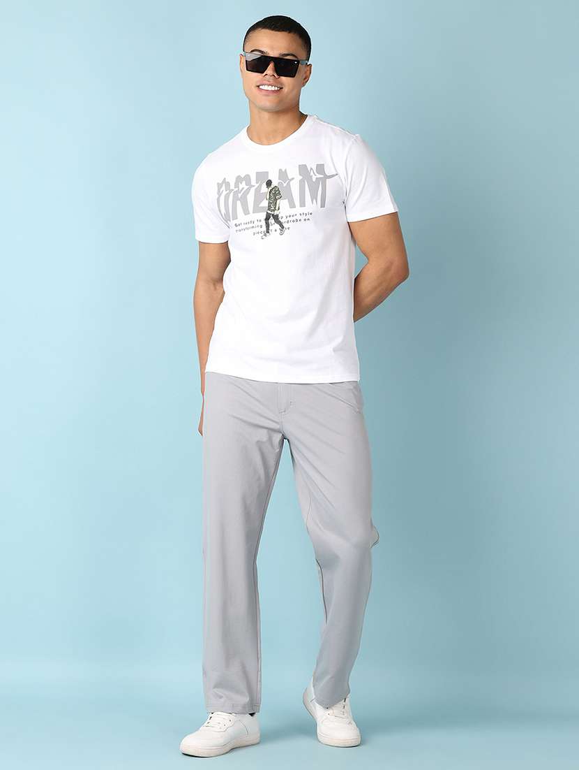 men short sleeves chest print t-shirt - 21519768 -  Standard Image - 3