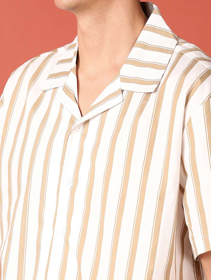 men stripes short sleeves casual shirt - 21519769 -  Standard Image - 5