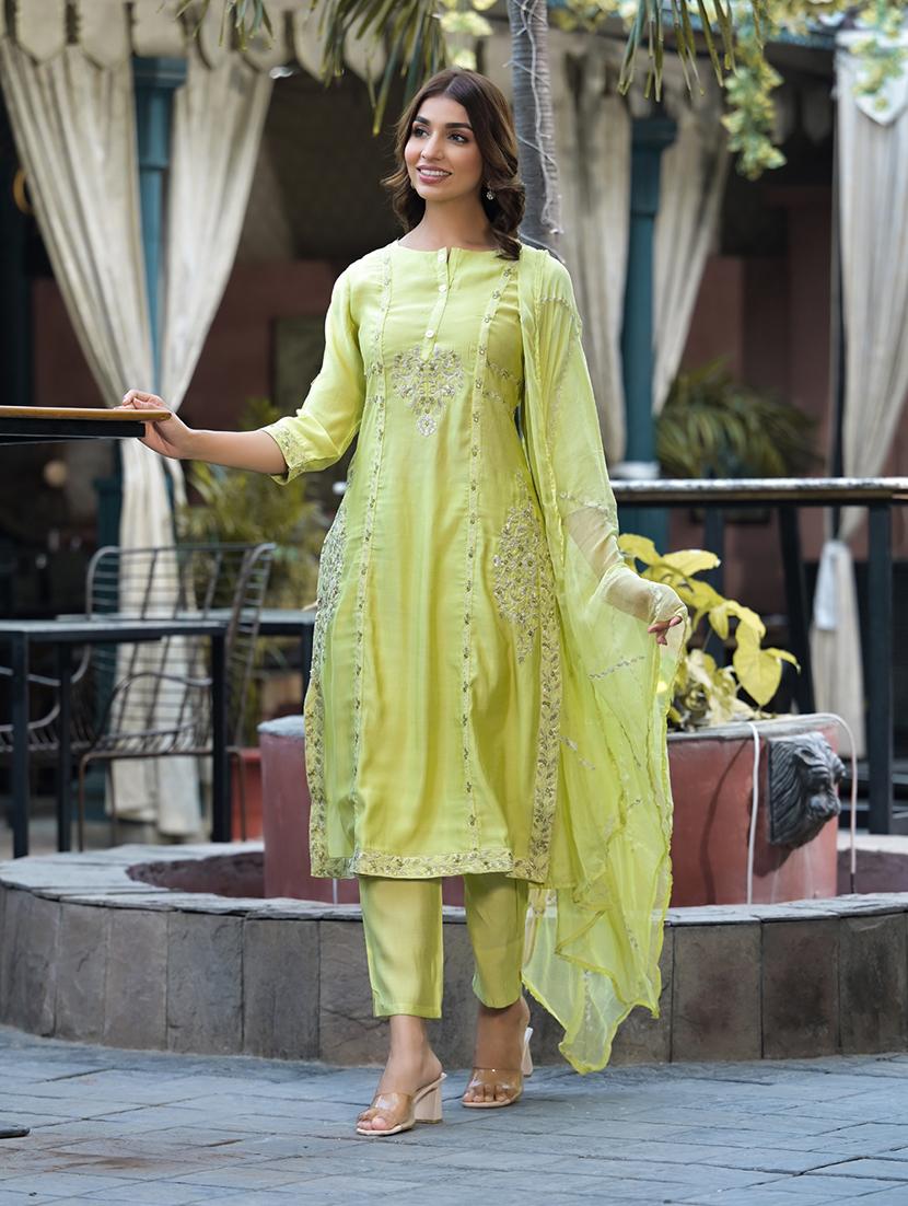 women embroidered kurta pant set with duaptta - 21520360 - Standard Image - 3