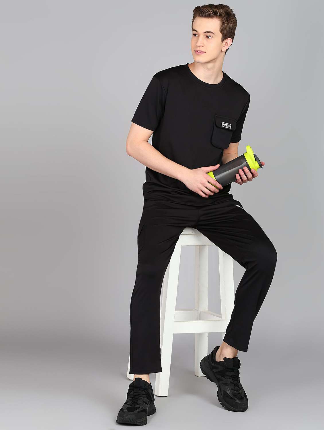 men solid full length track suit