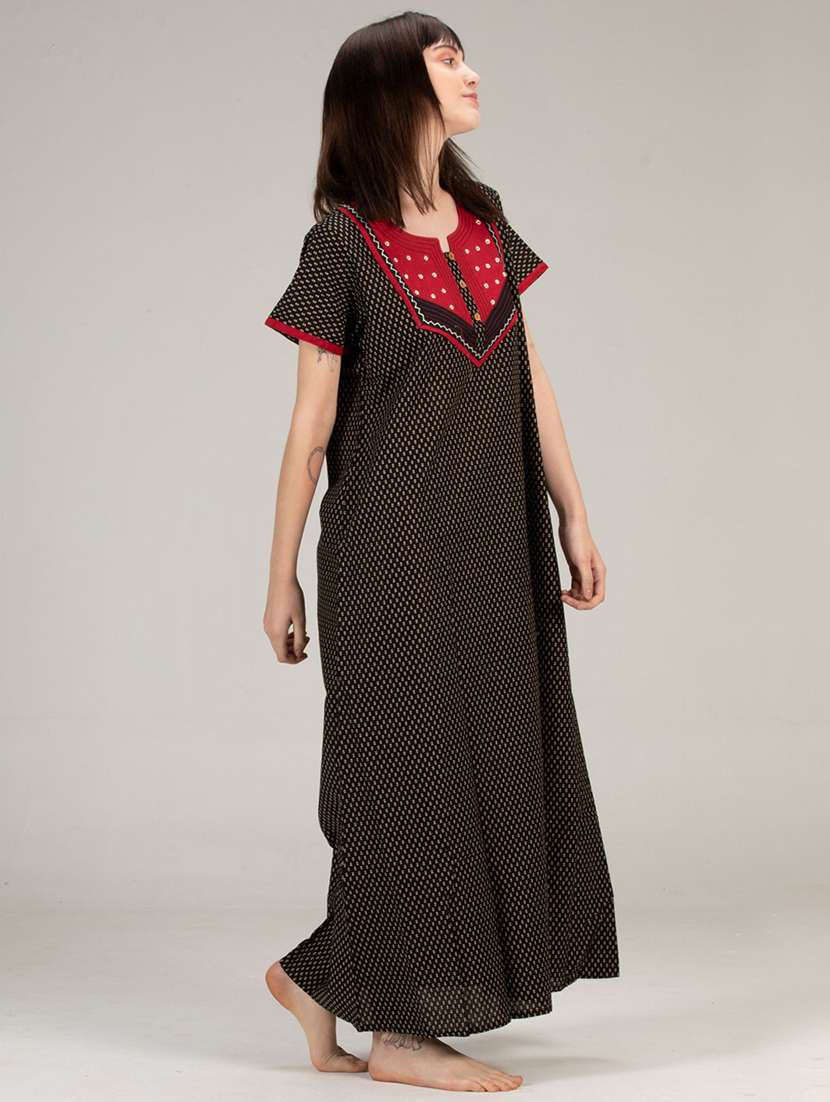 women black cotton nighty 