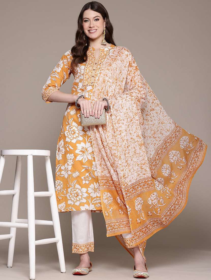 women floral kurta pant set with dupatta - 21523133 - Zoom Image - 0