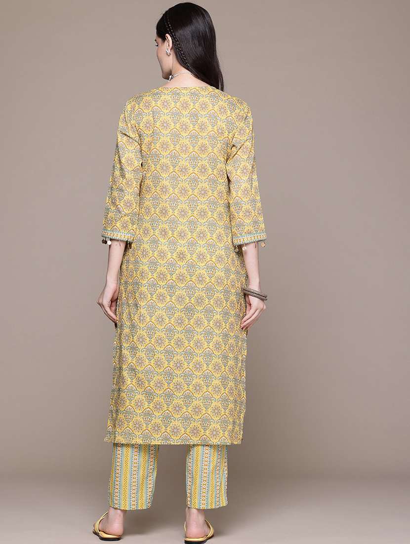 women printed round neck kurta pant set - 21523140 -  Standard Image - 3