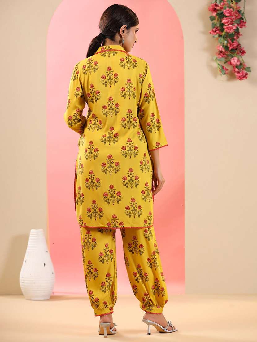 women floral lapel neck kurta salwar set - 21523159 -  Standard Image - 3