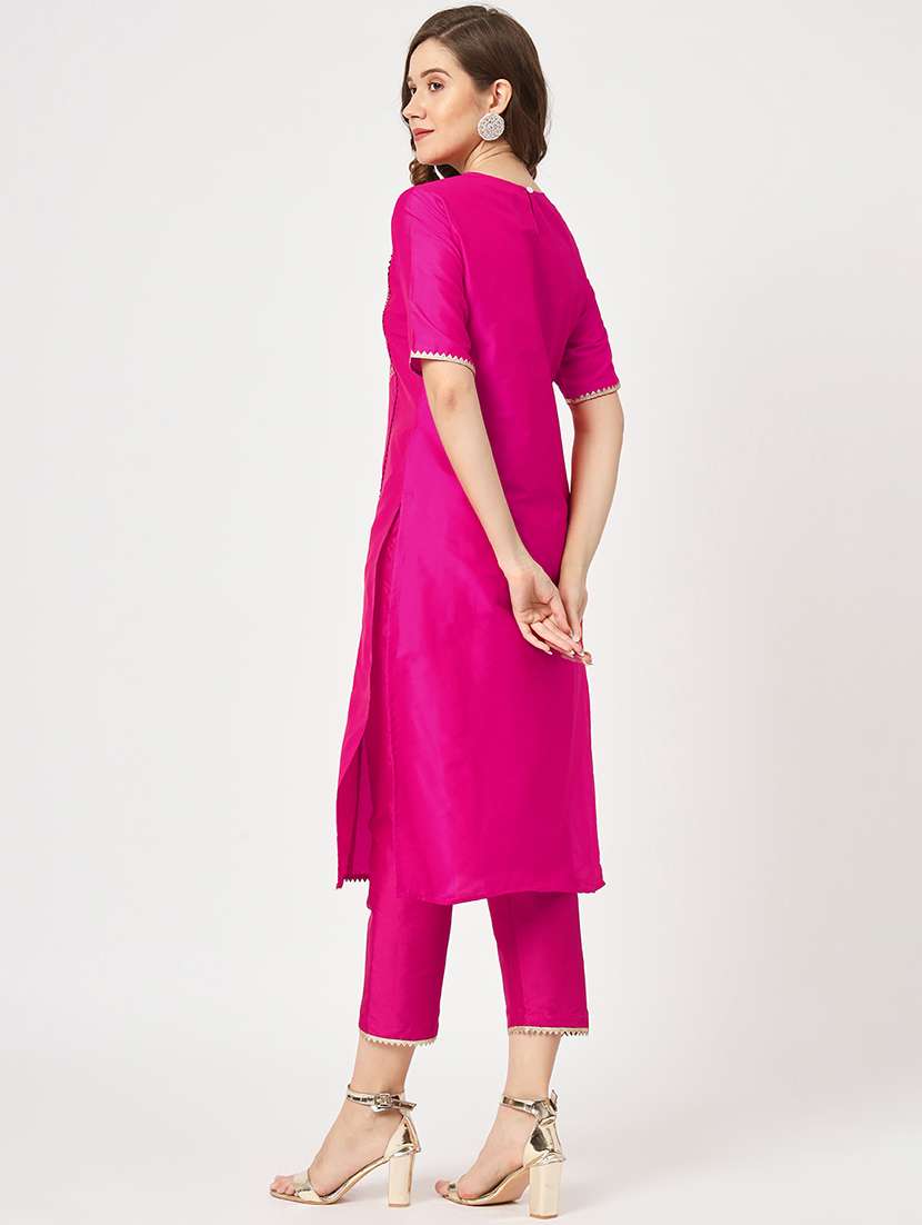 women pink round neck straight kurta - 21523203 - Standard Image - 3