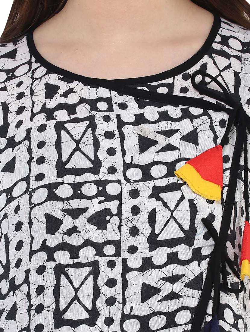 women black printed overlap neck a-line kurta - 21523230 -  Standard Image - 3