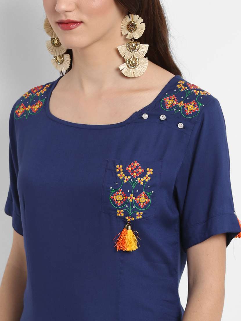 women navy blue round neck straight kurta - 21523234 - Standard Image - 3