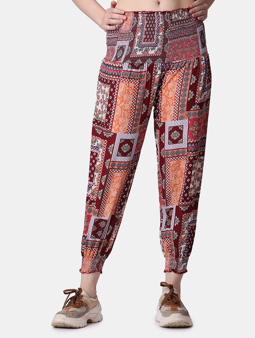 women printed relaxed fit jogger - 21523426 - Zoom Image - 0