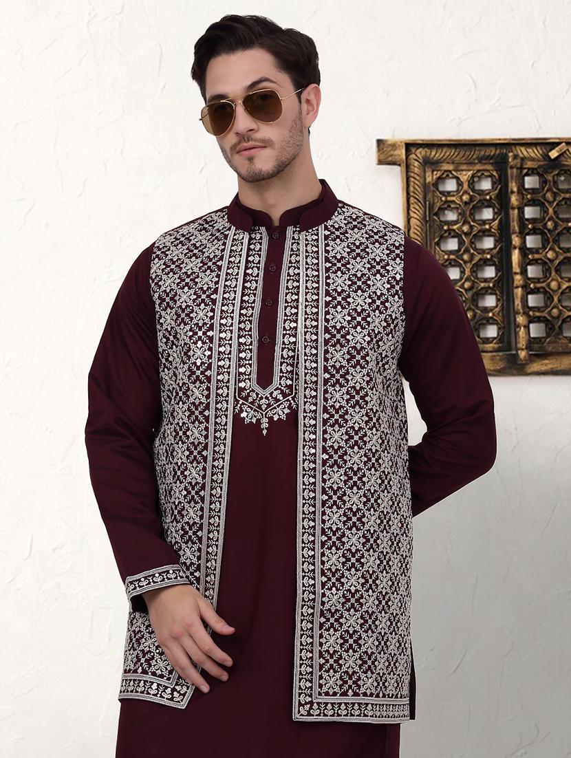 men embroidered mandarin neck kurta pyjama with jacket ethnic wear set - 21524849 - Standard Image - 3