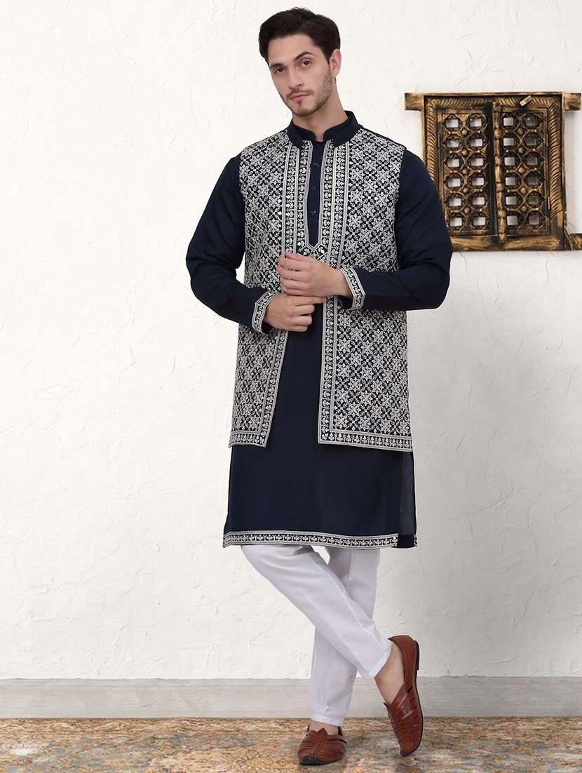men embroidered kurta pyjama with jacket - 21524850 - Zoom Image - 0
