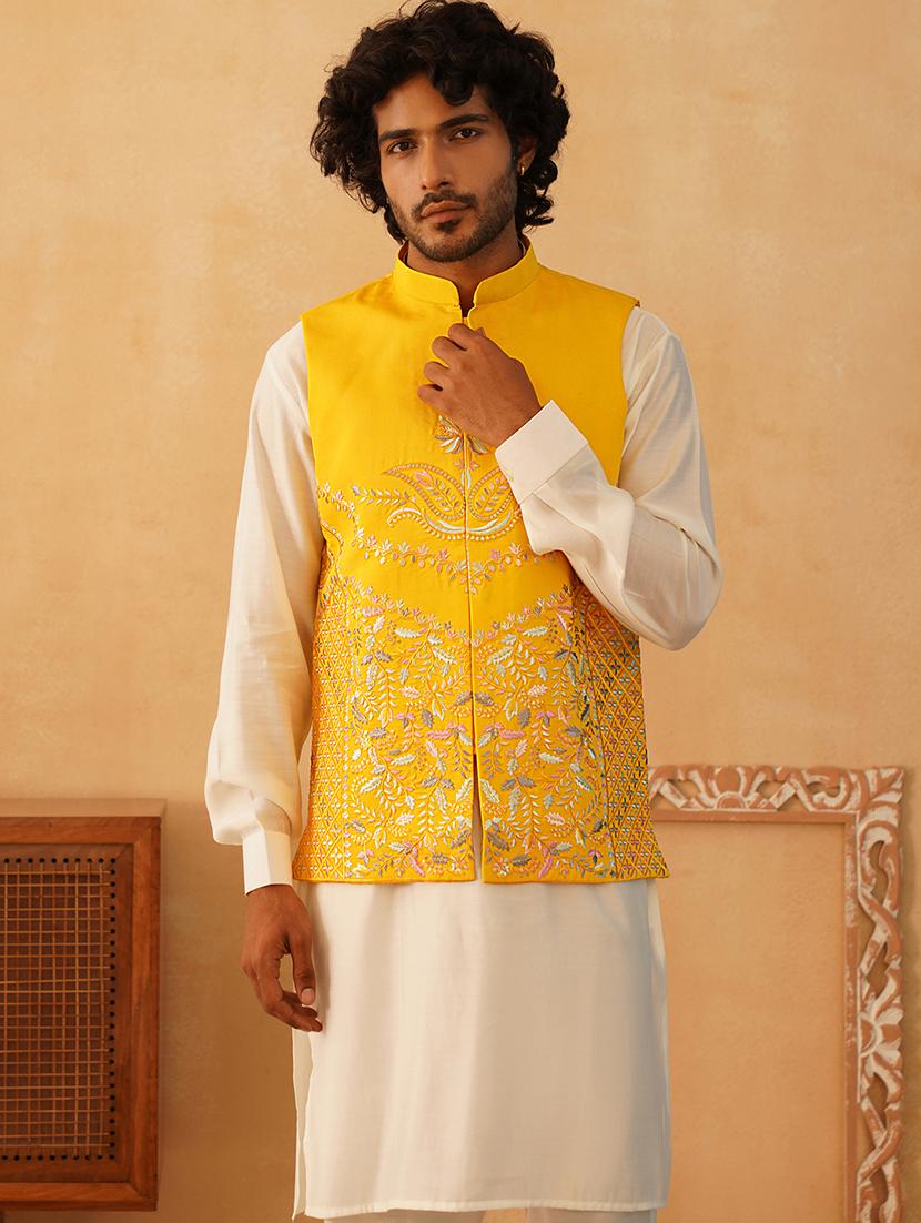 men mandarin neck kurta bottom with jacket ethnic wear set - 21524922 - Zoom Image - 0