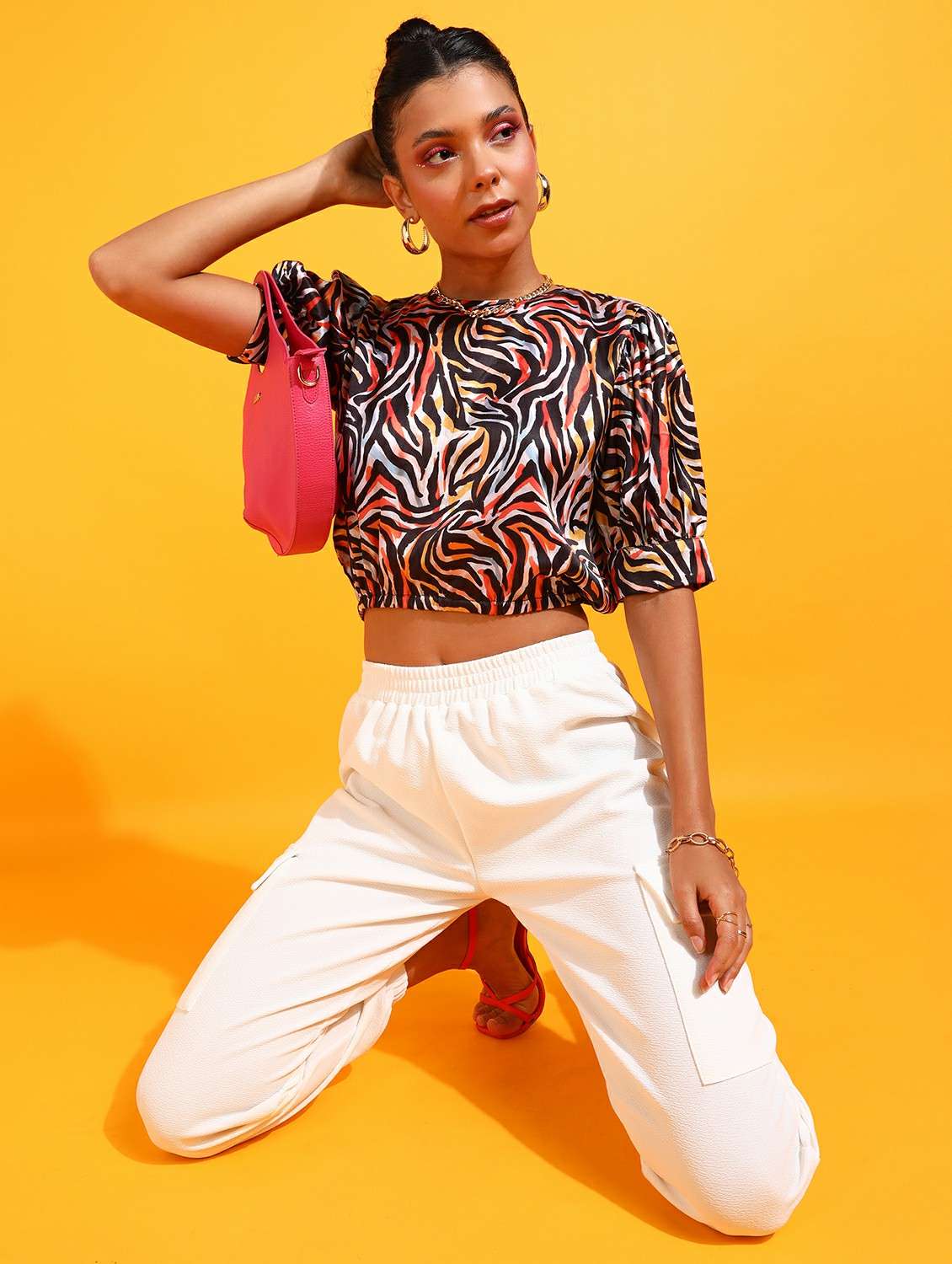 women printed round neck crop top - 21525176 - Standard Image - 3