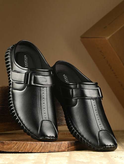 men black solid slip on sandal
