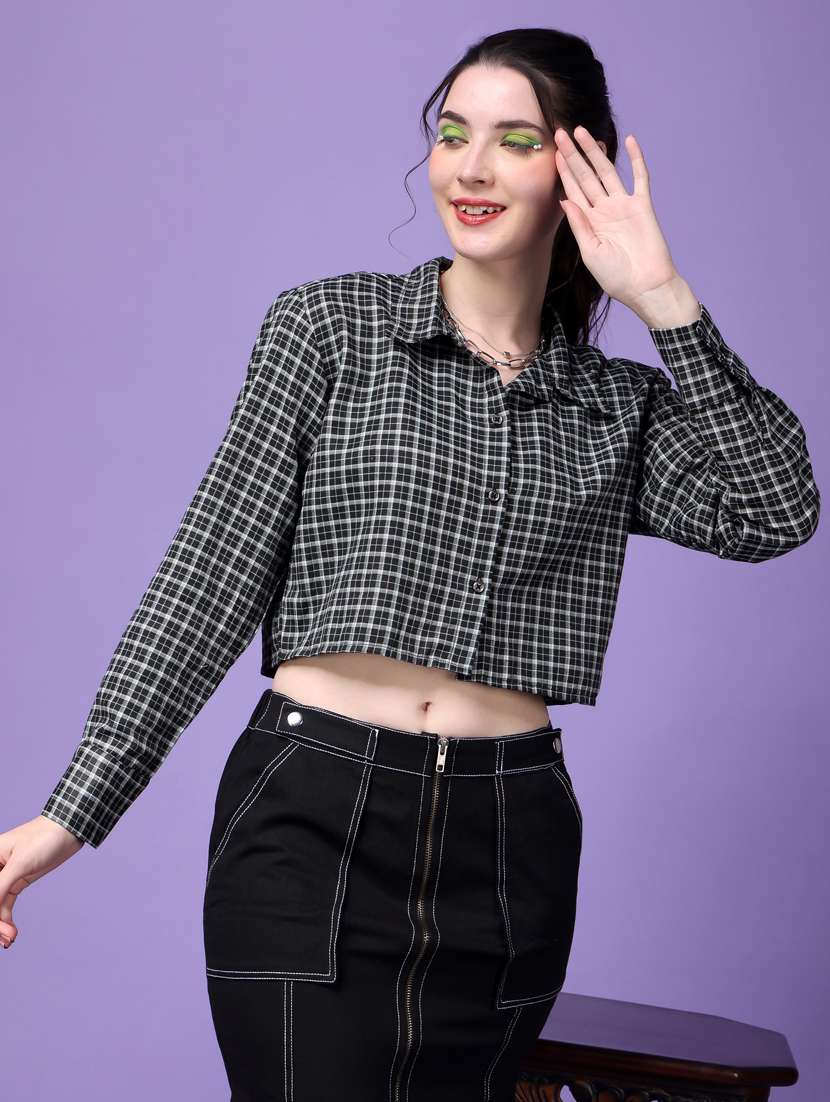 women checkered collared crop shirt