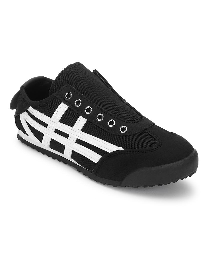 women black slip on sneaker - 21526656 - Zoom Image - 0