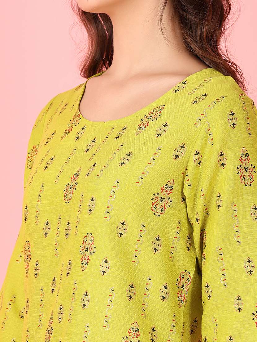 women three quarter sleeve straight kurta - 21527434 -  Standard Image - 5