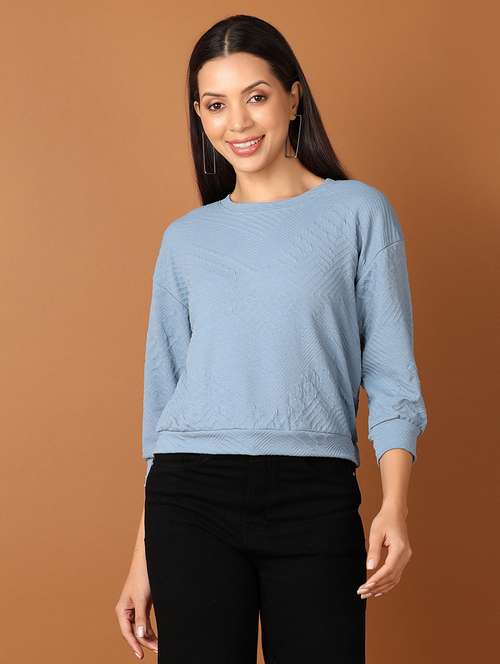 women round neck plain t-shirt - 21527470 -  Standard Image - 0