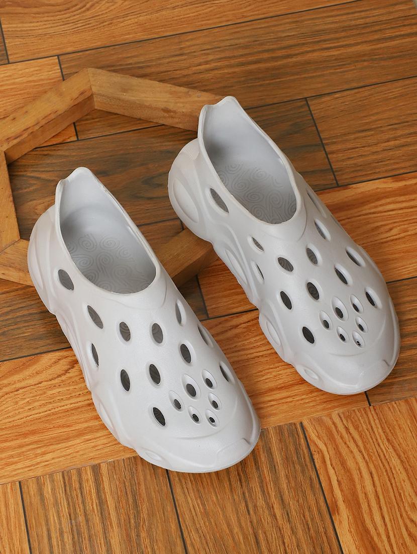 women grey solid clogs - 21527818 - Zoom Image - 0