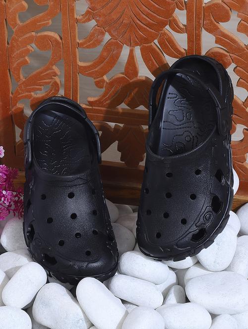women black solid clogs - 21527834 - Standard Image - 0