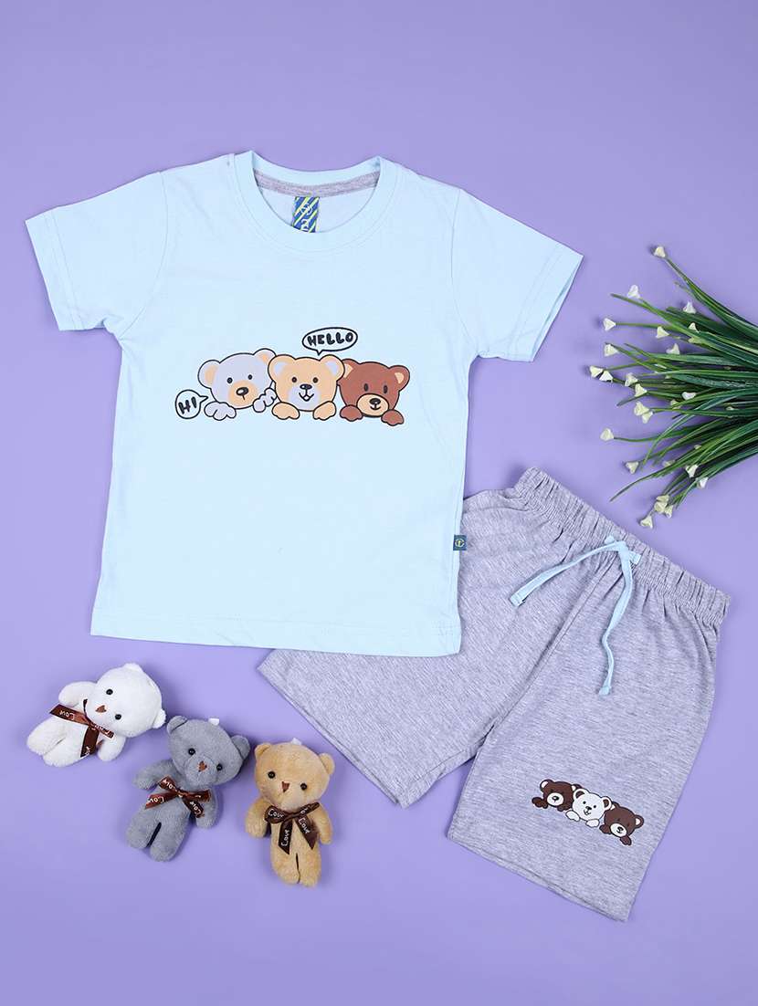 boys printed t-shirt & shorts sets