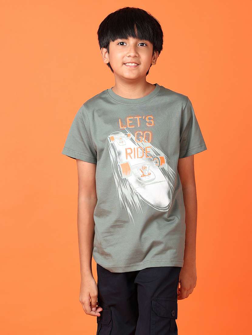 boys short sleeves printed t-shirt