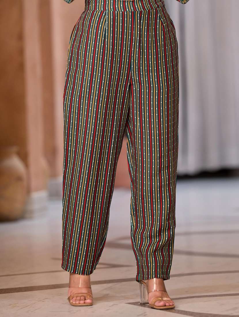 women printed three quarter sleeve suit set - 21529326 -  Standard Image - 5