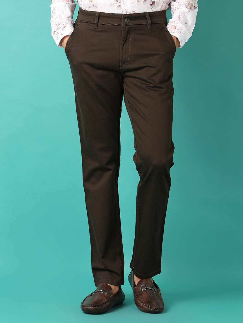 men mid rise solid chinos