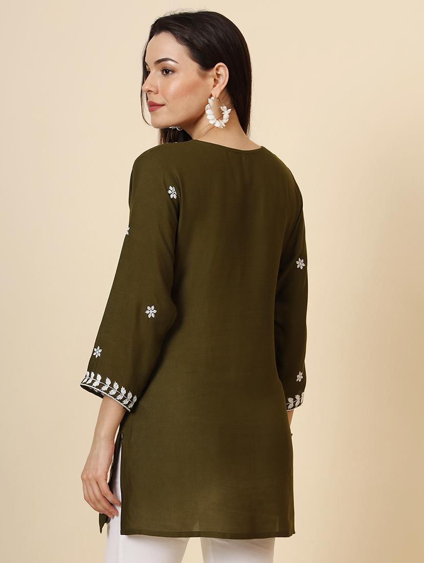women chikankari three quarter sleeve straight kurti - 21530196 - Standard Image - 3