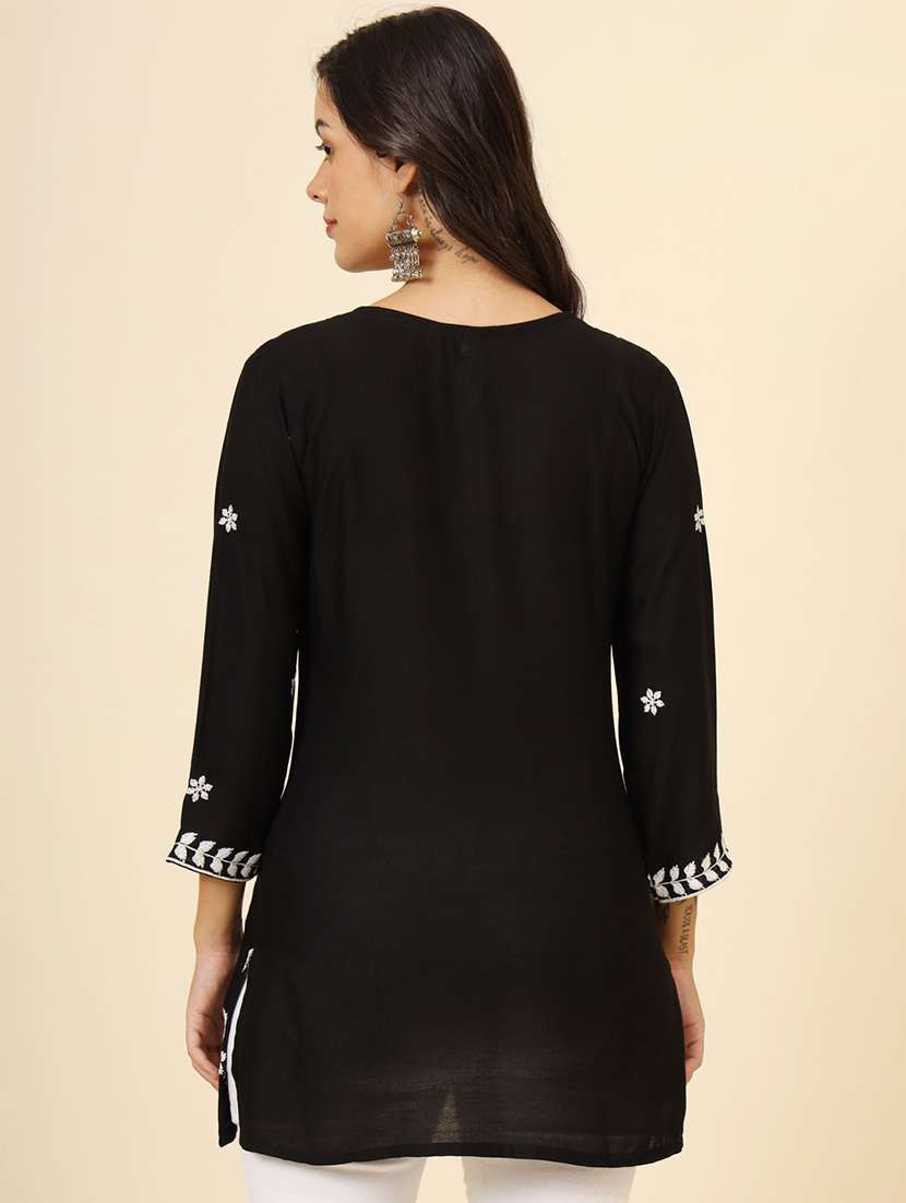 women chikankari three quarter sleeve straight kurti - 21530198 - Standard Image - 3