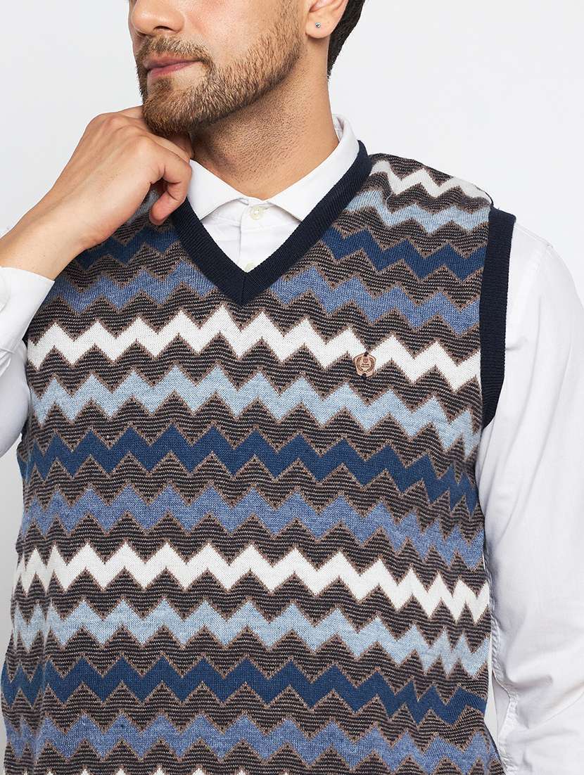 men sleeveless self-designed pullover - 21530251 -  Standard Image - 5