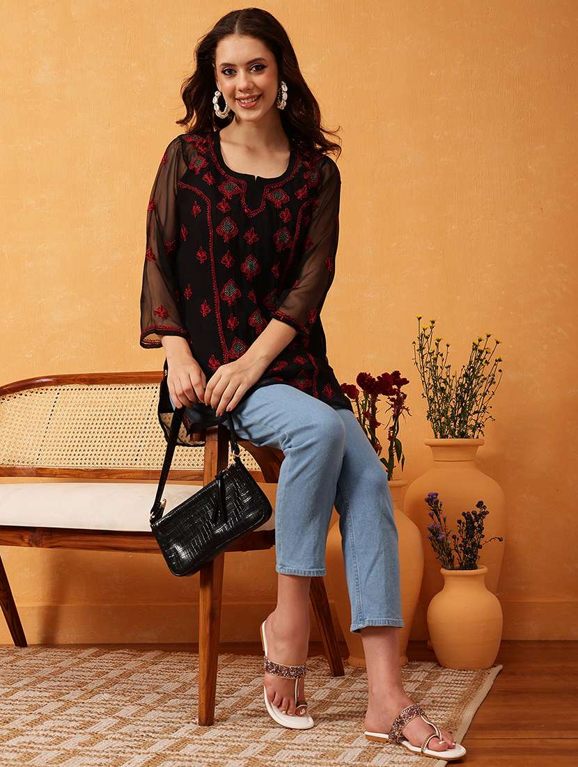 women black chikankari straight kurti - 21530457 -  Standard Image - 3