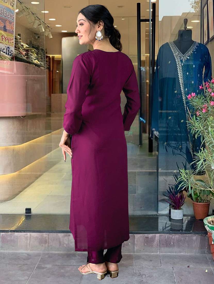 women three quarter sleeve embroidered suit set - 21530496 -  Standard Image - 3