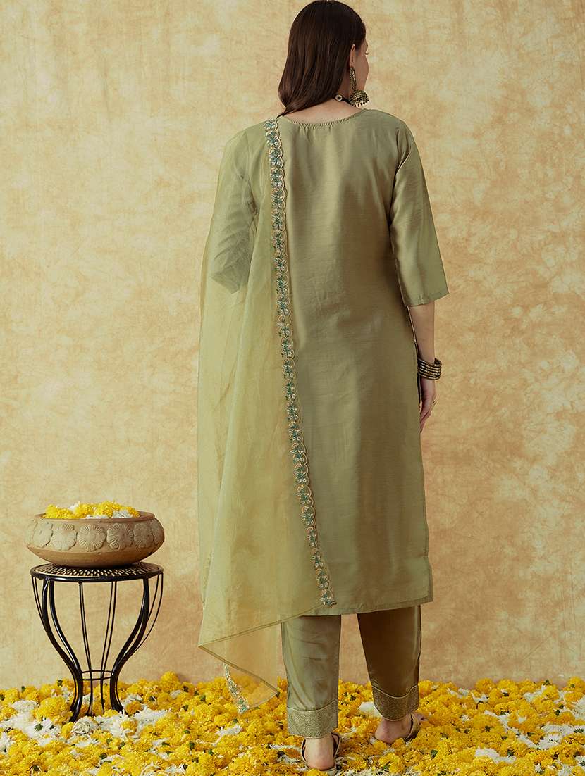 women kurta pant set with dupatta  - 21531406 -  Standard Image - 3