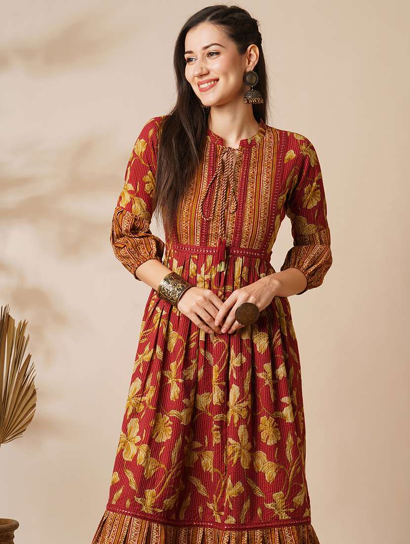 globus women red tie-up mandarin neck bishop sleeves floral print pleated tiered a-line midi fusion dress - 21531808 -  Standard Image - 3