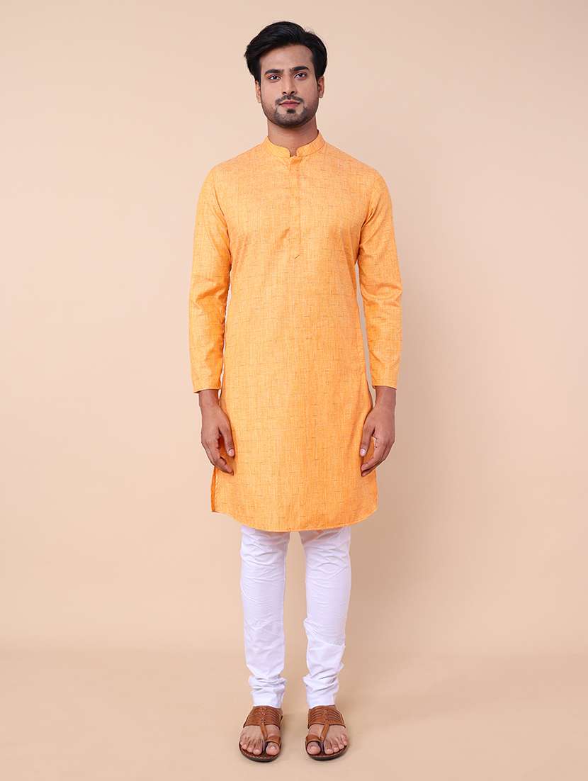 men self design mandarin neck long kurta - 21532190 - Zoom Image - 0