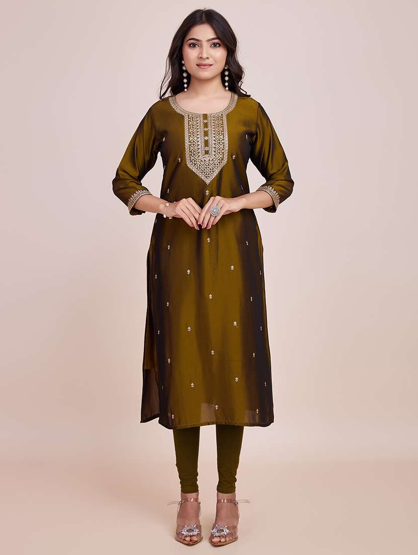 women self design round neck straight kurta - 21532233 - Zoom Image - 0
