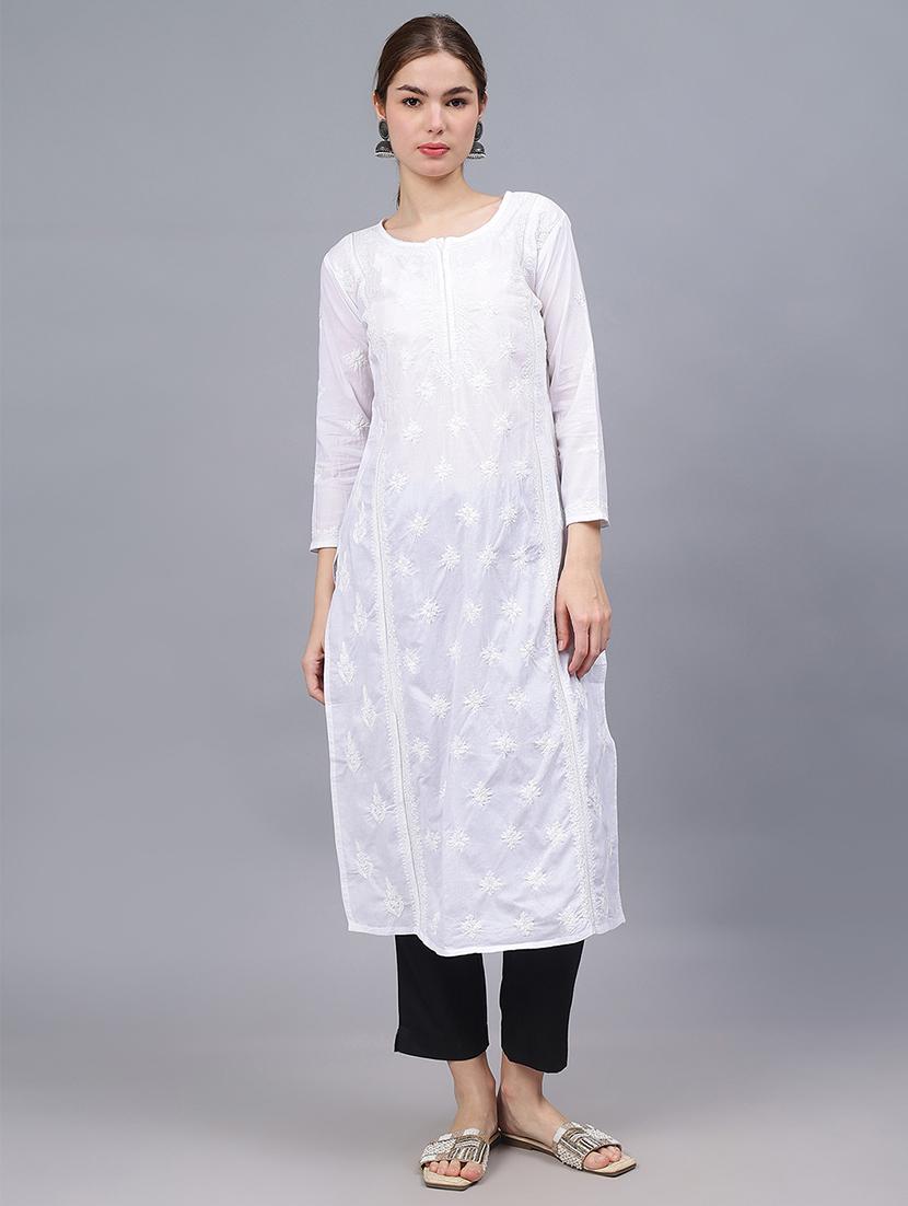 women three quarter sleeves chikankari kurta - 21532312 -  Zoom Image - 0