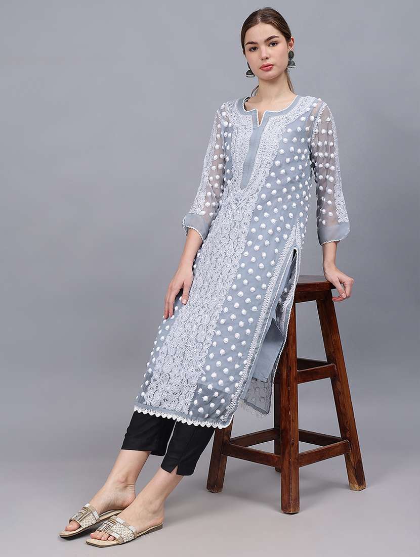 women three quarter sleeves chikankari kurta - 21532342 -  Standard Image - 3