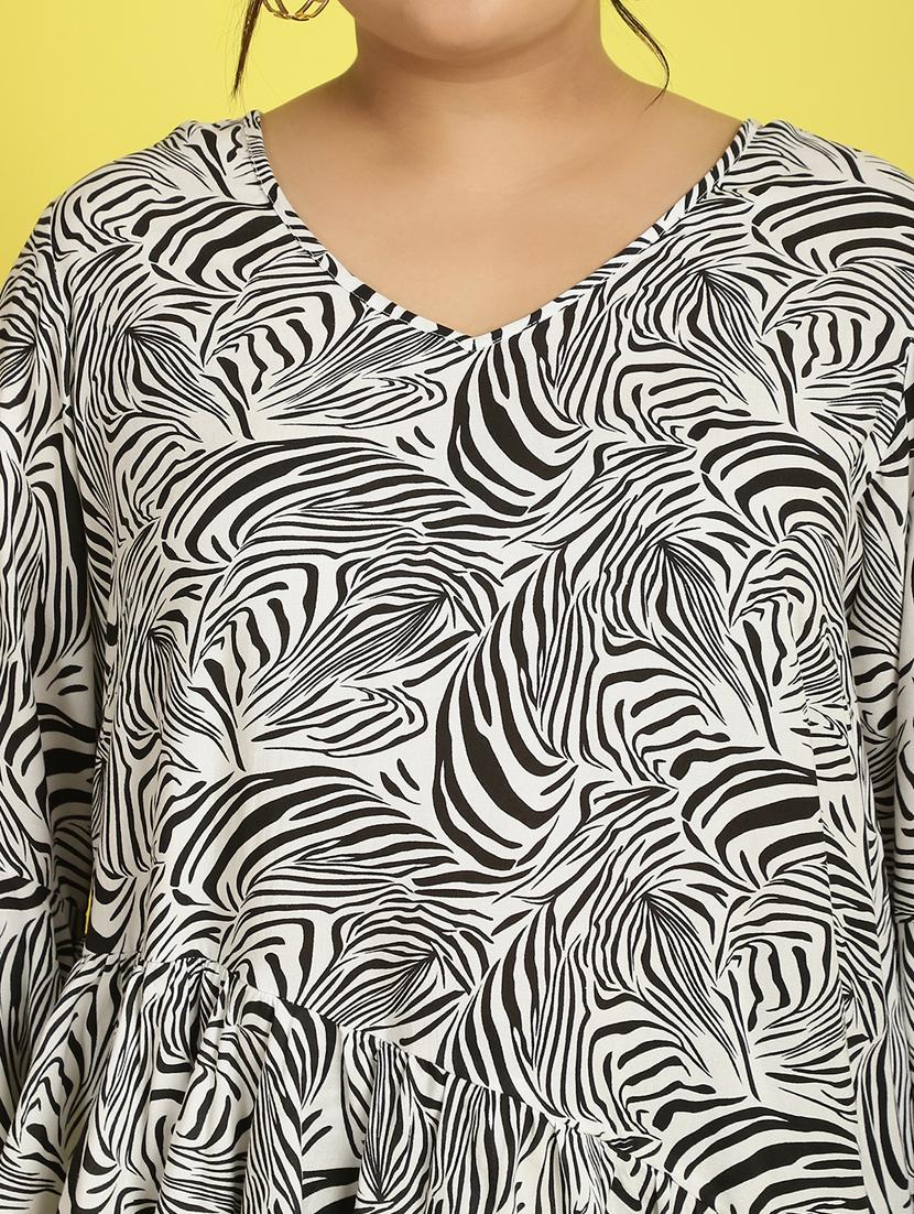women v neck printed high-low top - 21532429 - Standard Image - 5