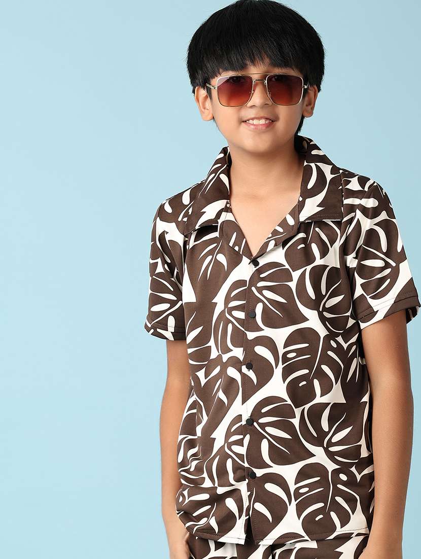 boys brown printed shorts set - 21533461 -  Standard Image - 3