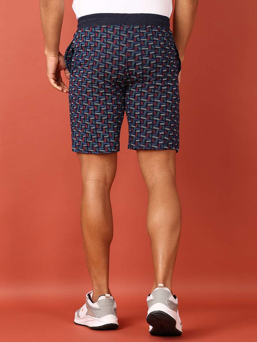 men mid rise printed shorts - 21533760 -  Standard Image - 3