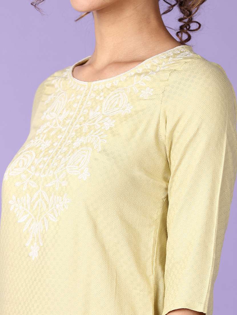 women self design round neck straight kurti - 21536312 - Standard Image - 5