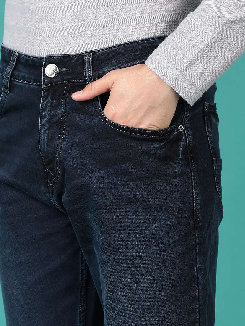 men washed mid rise denim jeans - 21536397 - Standard Image - 5