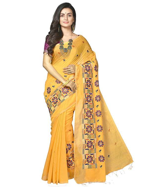 women self design handloom saree