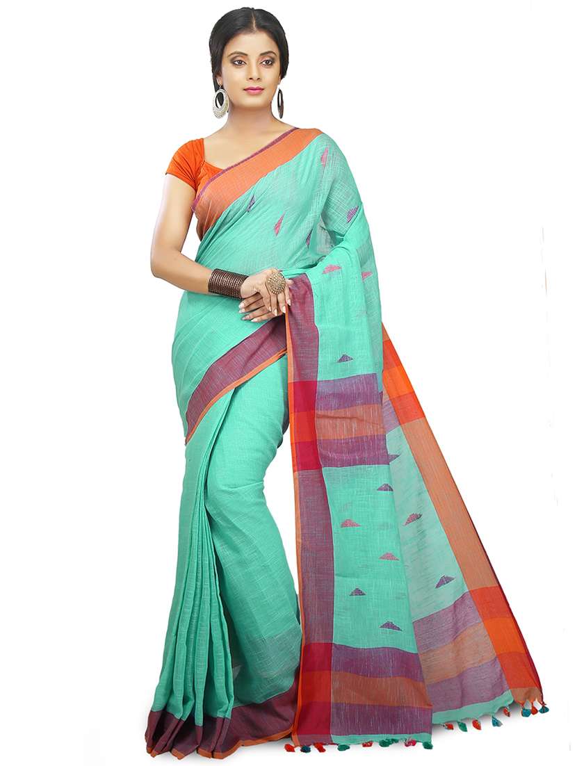 women geometric handloom saree