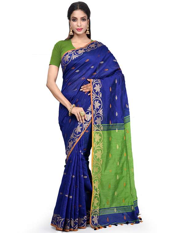 women self design handloom saree
