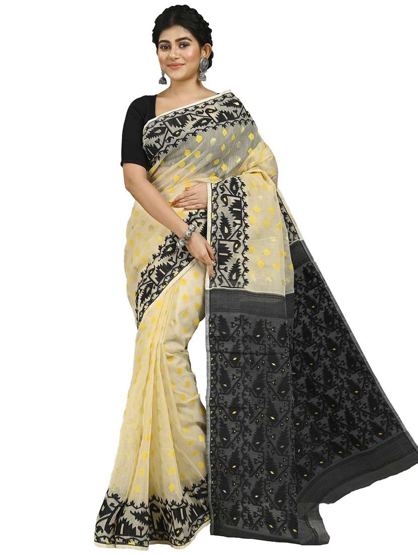 women self design jamdani saree