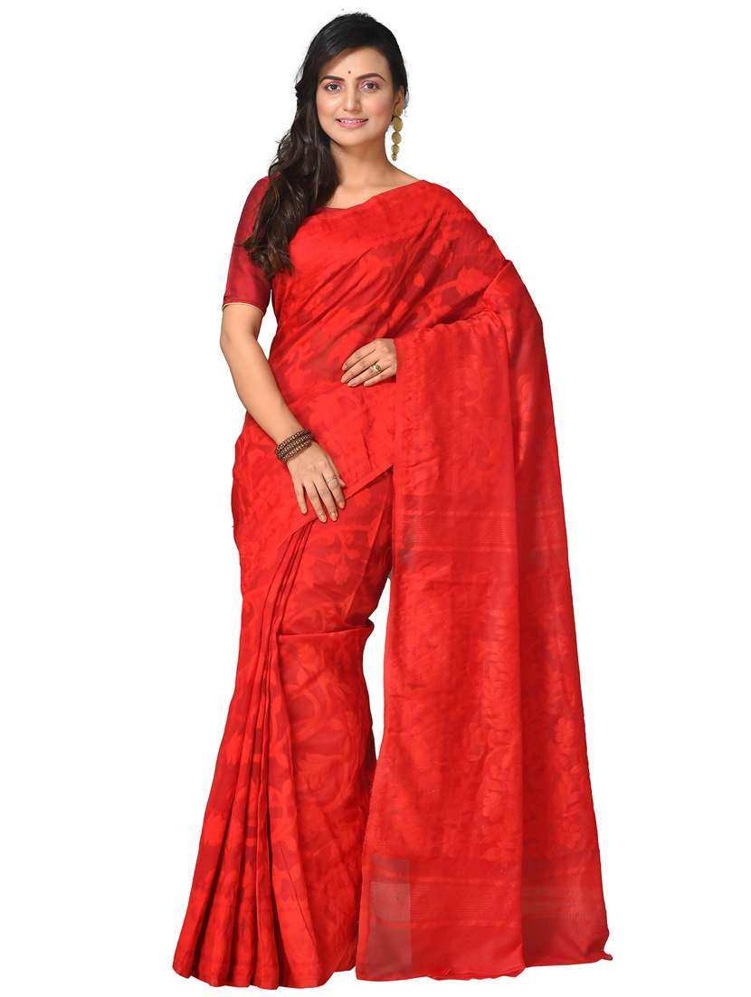 women self design jamdani saree