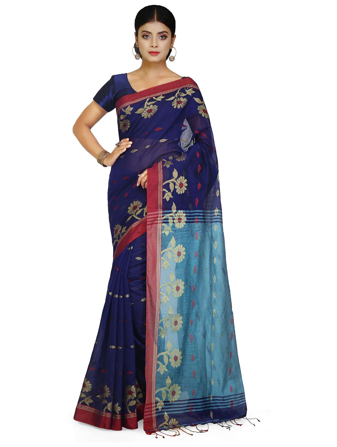 women self design handloom saree