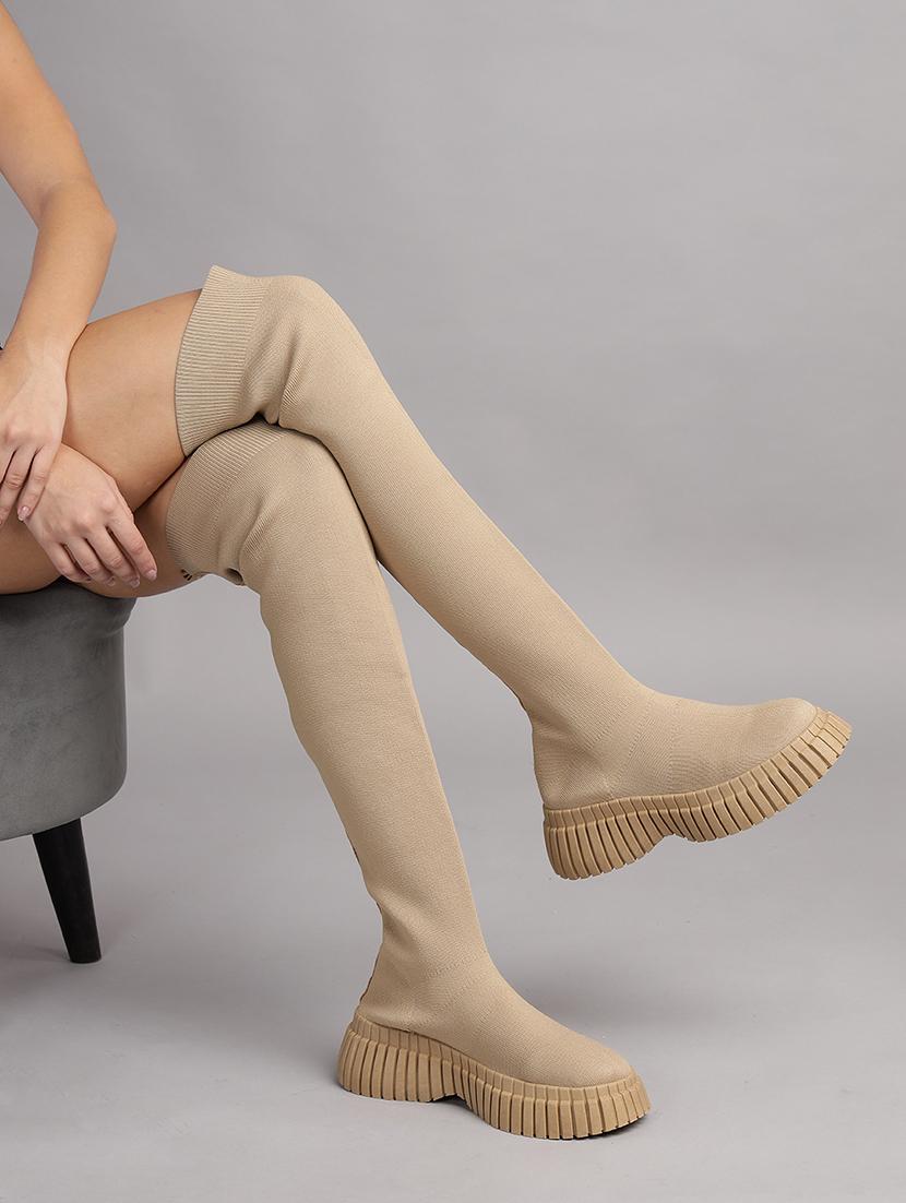 women solid knee length boots - 21539164 - Standard Image - 5